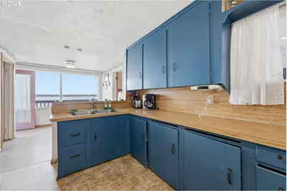 842 S Empire Blvd, Coos Bay, OR 97420 - Photo 13