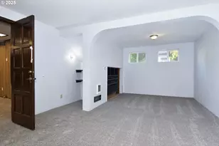 1226 SW Hensley Rd, Troutdale, OR 97060 - Photo 25