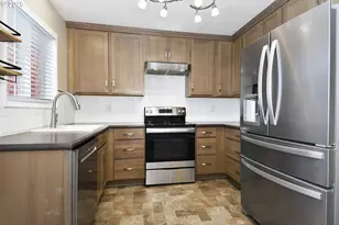 1226 SW Hensley Rd, Troutdale, OR 97060 - Photo 13