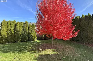1226 SW Hensley Rd, Troutdale, OR 97060 - Photo 39