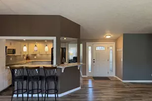 2419 Hickory Ave, Longview, WA 98632 - Photo 5