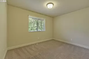 13255 SW Hazelcrest Way, Portland, OR 97224 - Photo 23