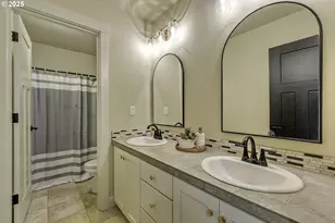 13255 SW Hazelcrest Way, Portland, OR 97224 - Photo 27