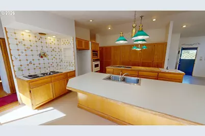 614 Hassett St, Brookings, OR 97415 - Photo 11