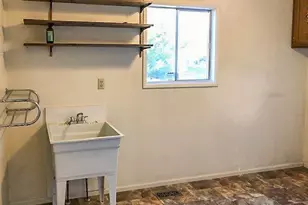 1649 NW Martin Ave, Roseburg, OR 97471 - Photo 23