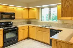 1649 NW Martin Ave, Roseburg, OR 97471 - Photo 7