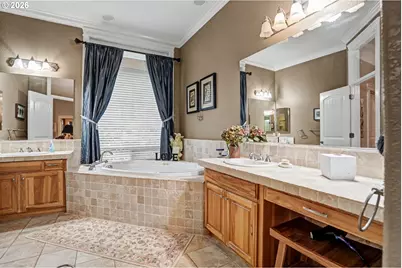 2727 NW Old Farm Ave, Salem, OR 97304 - Photo 39