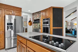 17542 Kirkwood Rd, Gladstone, OR 97027 - Photo 15