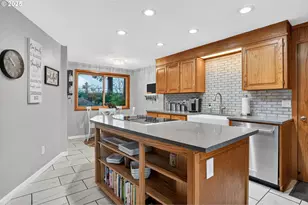 17542 Kirkwood Rd, Gladstone, OR 97027 - Photo 19