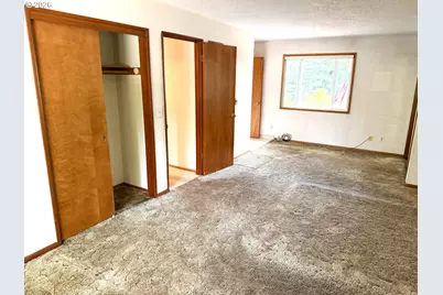 6090 SE Willow Ln, Milwaukie, OR 97267 - Photo 15