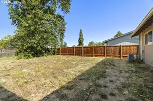 382 S 46th St, Springfield, OR 97478 - Photo 19