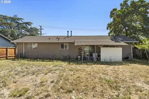 382 S 46th St, Springfield, OR 97478 - Photo 21