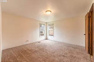 87860 Territorial Rd, Veneta, OR 97487 - Photo 17