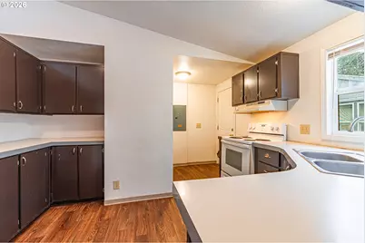 87860 Territorial Rd, Veneta, OR 97487 - Photo 7