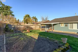 217 S 3rd St, Carlton, OR 97111 - Photo 47