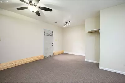 217 S 3rd St, Carlton, OR 97111 - Photo 35