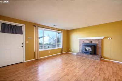 217 S 3rd St, Carlton, OR 97111 - Photo 7