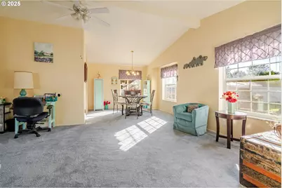 38129 Weirich Dr, Lebanon, OR 97355 - Photo 7