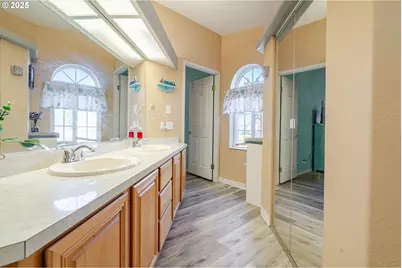 38129 Weirich Dr, Lebanon, OR 97355 - Photo 23