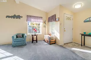 38129 Weirich Dr, Lebanon, OR 97355 - Photo 5