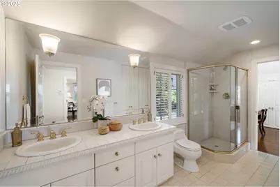 2892 NW Beuhla Vista Ter, Portland, OR 97210 - Photo 31