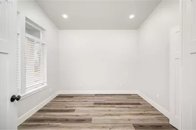 24678 Perkins Rd #Lot 26, Veneta, OR 97487 - Photo 3