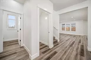 24678 Perkins Rd, Veneta, OR 97487 - Photo 7