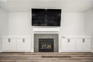 24678 Perkins Rd, Veneta, OR 97487 - Photo 19