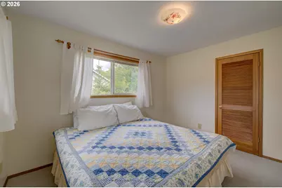 8845 Central Ct, Rockaway Beach, OR 97136 - Photo 13