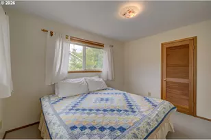 8845 Central Ct, Rockaway Beach, OR 97136 - Photo 13