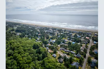 8845 Central Ct, Rockaway Beach, OR 97136 - Photo 39