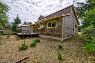 8845 Central Ct, Rockaway Beach, OR 97136 - Photo 31