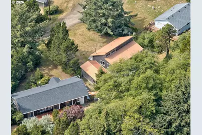 8845 Central Ct, Rockaway Beach, OR 97136 - Photo 33