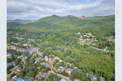8845 Central Ct, Rockaway Beach, OR 97136 - Photo 45