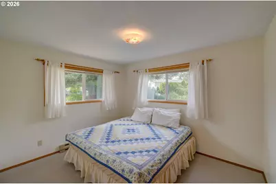8845 Central Ct, Rockaway Beach, OR 97136 - Photo 11