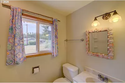 8845 Central Ct, Rockaway Beach, OR 97136 - Photo 15