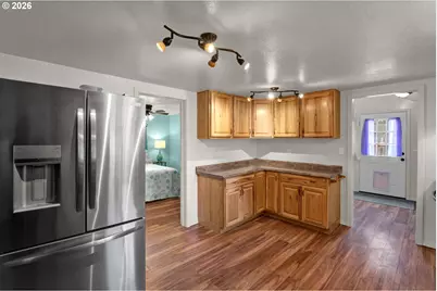 37727 Row River Rd, Dorena, OR 97434 - Photo 9