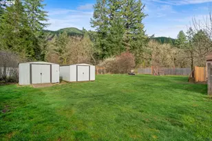 37727 Row River Rd, Dorena, OR 97434 - Photo 21