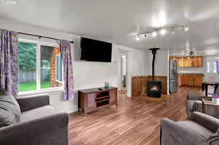 37727 Row River Rd, Dorena, OR 97434 - Photo 5