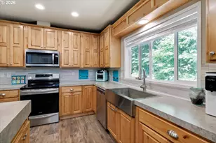 32700 SE Leewood Ln, Boring, OR 97009 - Photo 13