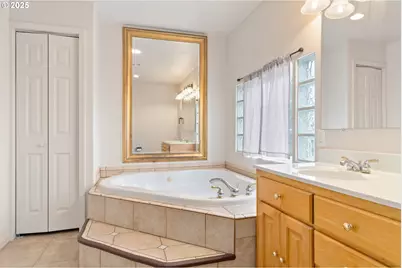 1310 W Quinalt St, Springfield, OR 97477 - Photo 27