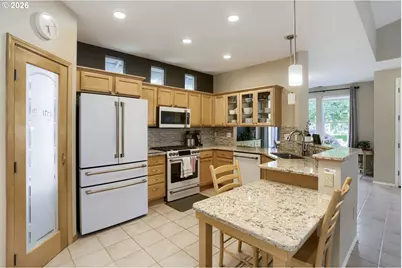1817 NE 63rd Ave, Hillsboro, OR 97124 - Photo 9