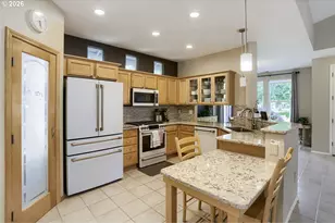 1817 NE 63rd Ave, Hillsboro, OR 97124 - Photo 9