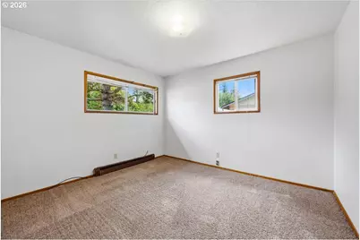 620 NE 69th Ave, Hillsboro, OR 97124 - Photo 15