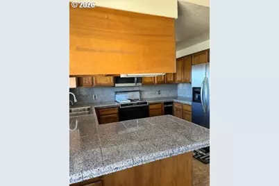 1646 Oak St, North Bend, OR 97459 - Photo 19