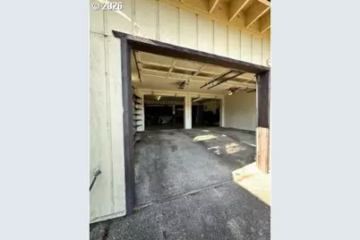 1646 Oak St, North Bend, OR 97459 - Photo 5