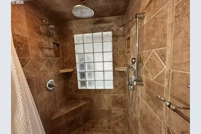 1646 Oak St, North Bend, OR 97459 - Photo 13