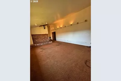 1646 Oak St, North Bend, OR 97459 - Photo 13