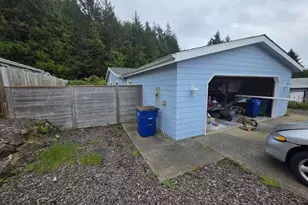 780 SE Winchell Dr, Depoe Bay, OR 97341 - Photo 3