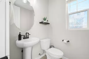 8069 SE Orion Ln, Hillsboro, OR 97123 - Photo 11